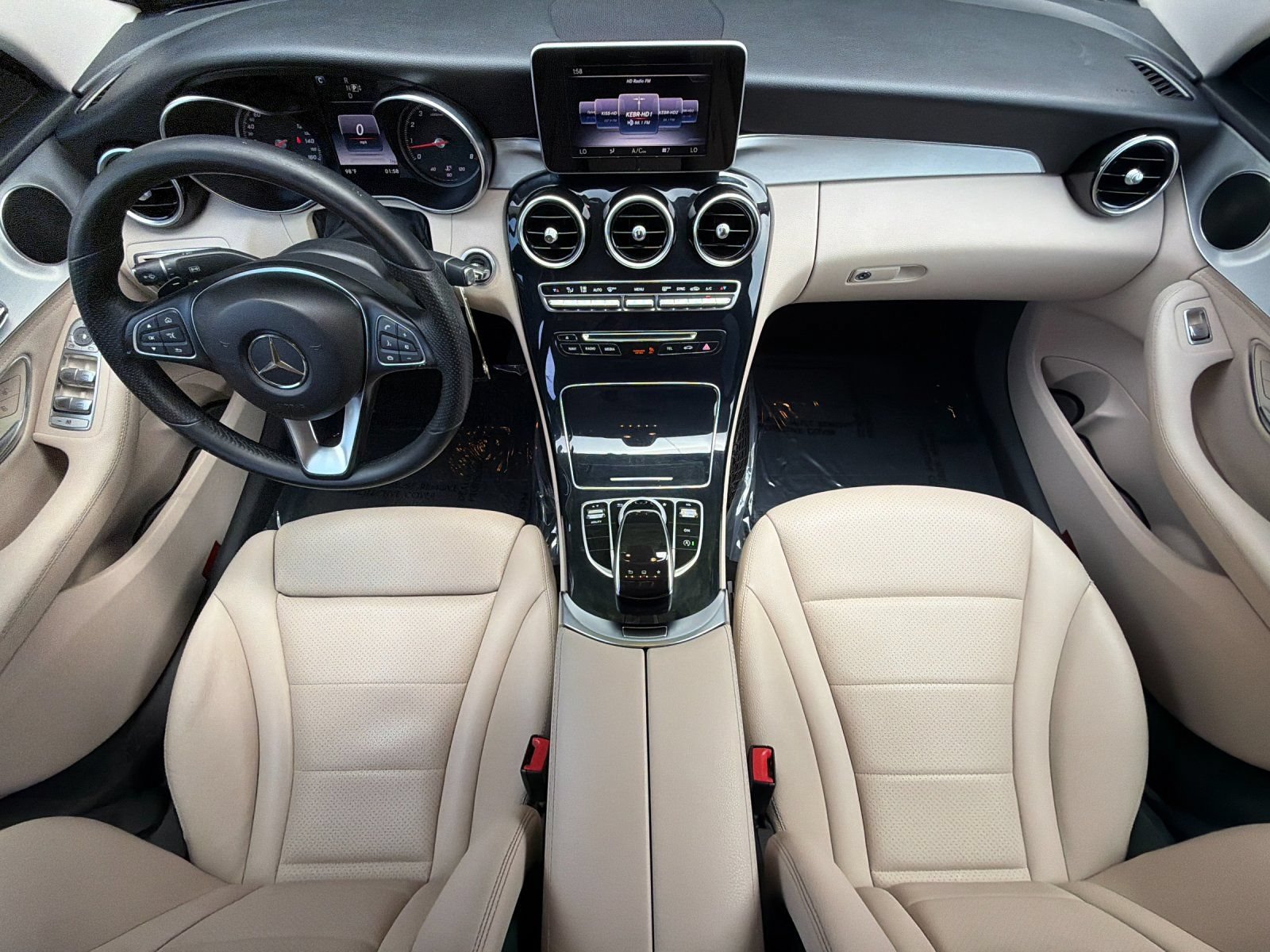 Used 2015 Mercedes-Benz C 300 4MATIC Sedan image 12