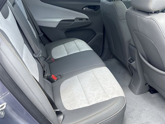 Certified 2022 Chevrolet Bolt EUV Premier w/ Launch Edition FWD image 26