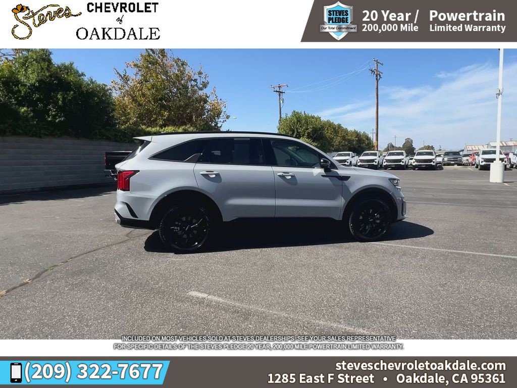 Used 2023 Kia Sorento SX AWD/4WD image 13
