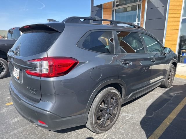 Used 2023 Subaru Ascent Onyx Edition image 4