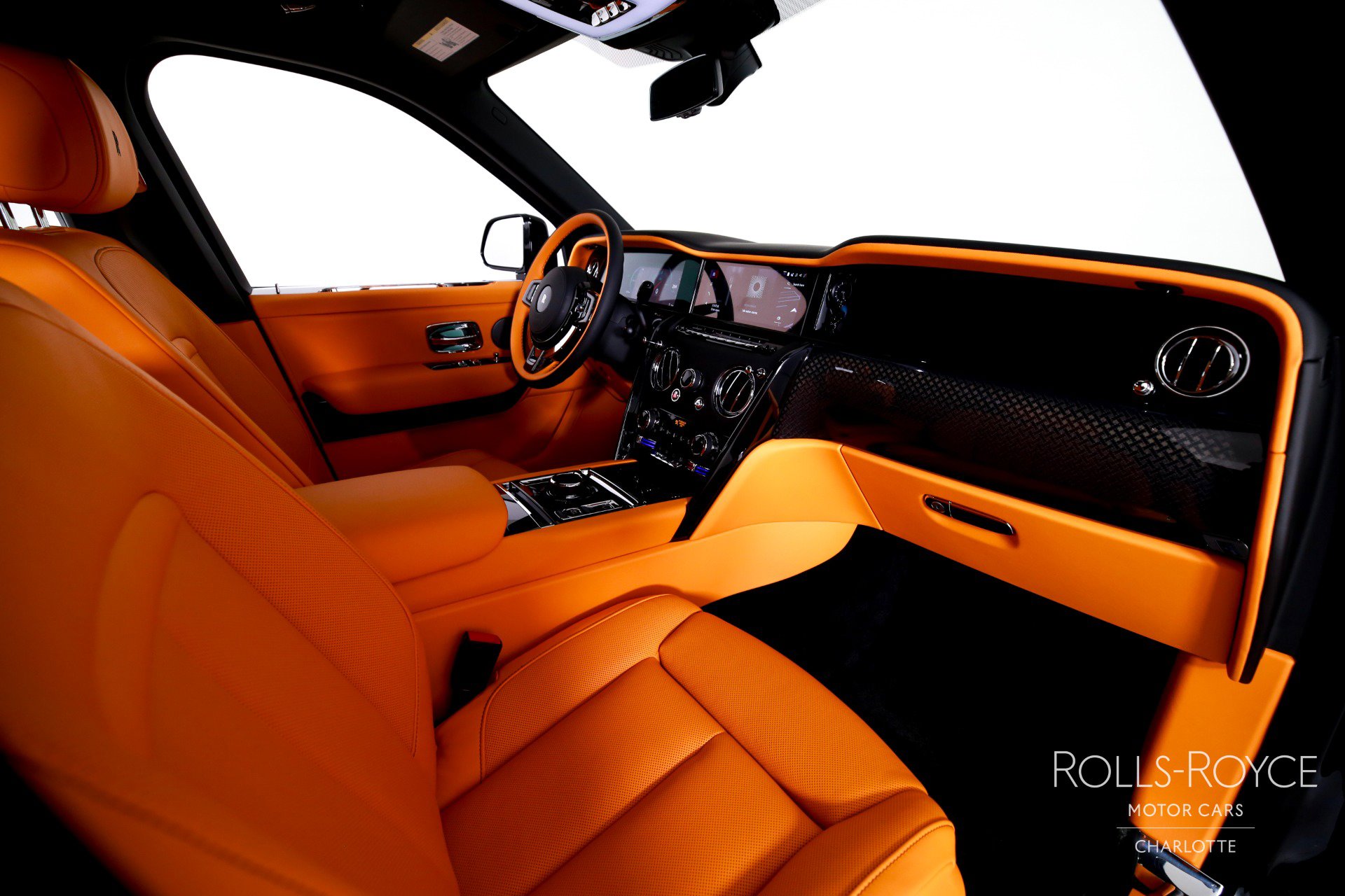 New 2026 Rolls-Royce Cullinan Black Badge image 37