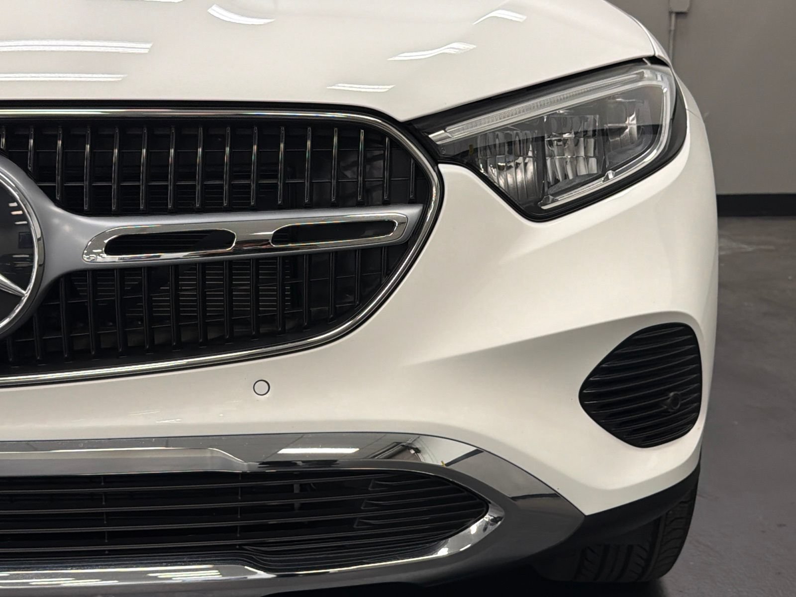 Certified 2025 Mercedes-Benz GLC 350e 4MATIC image 7