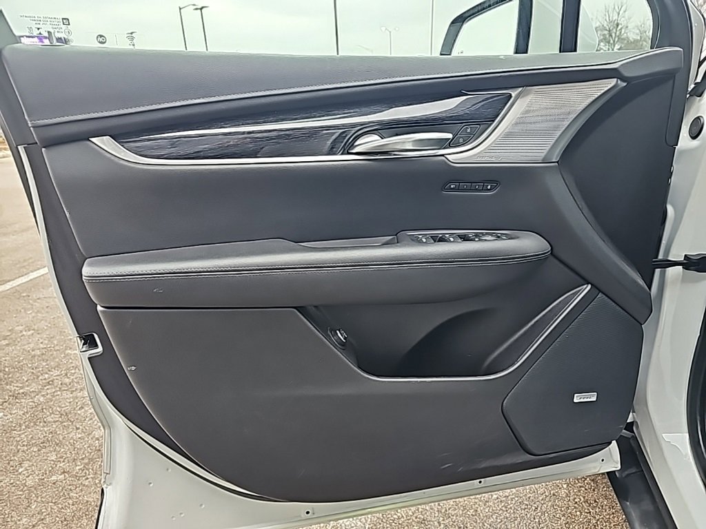 Used 2023 Cadillac XT5 Premium Luxury image 10