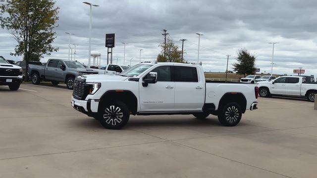 New 2026 GMC Sierra 2500 Denali Ultimate image 5