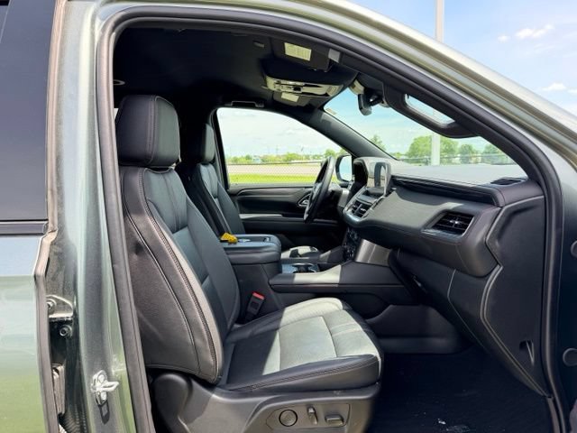 Certified 2024 Chevrolet Tahoe RST w/ Luxury Package AWD/4WD image 11