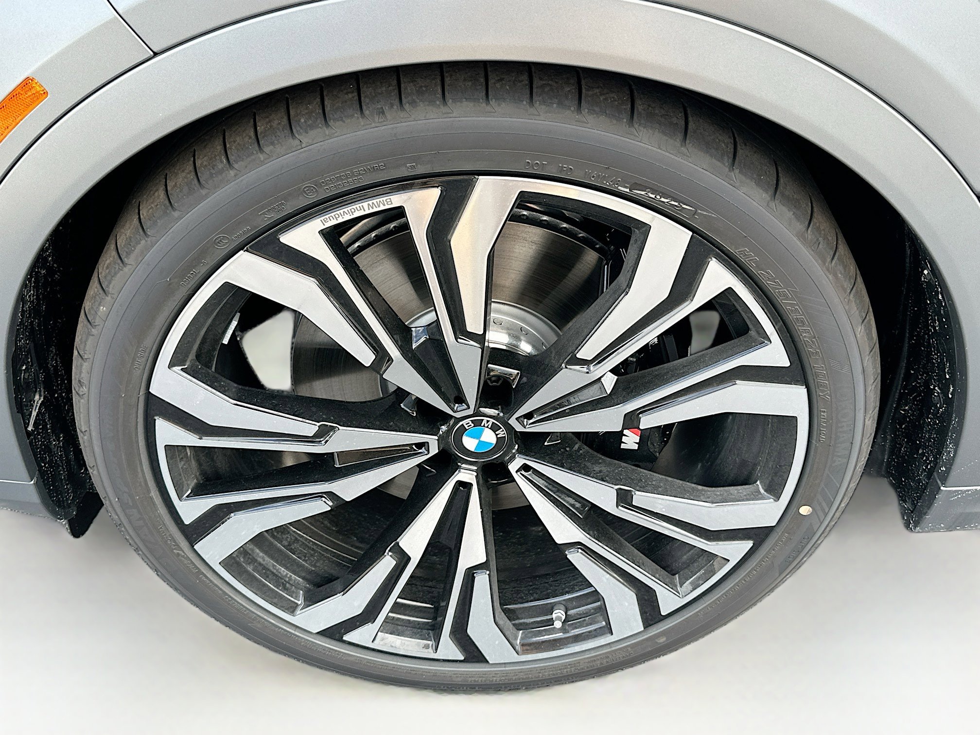 New 2026 BMW X7 M60i image 27