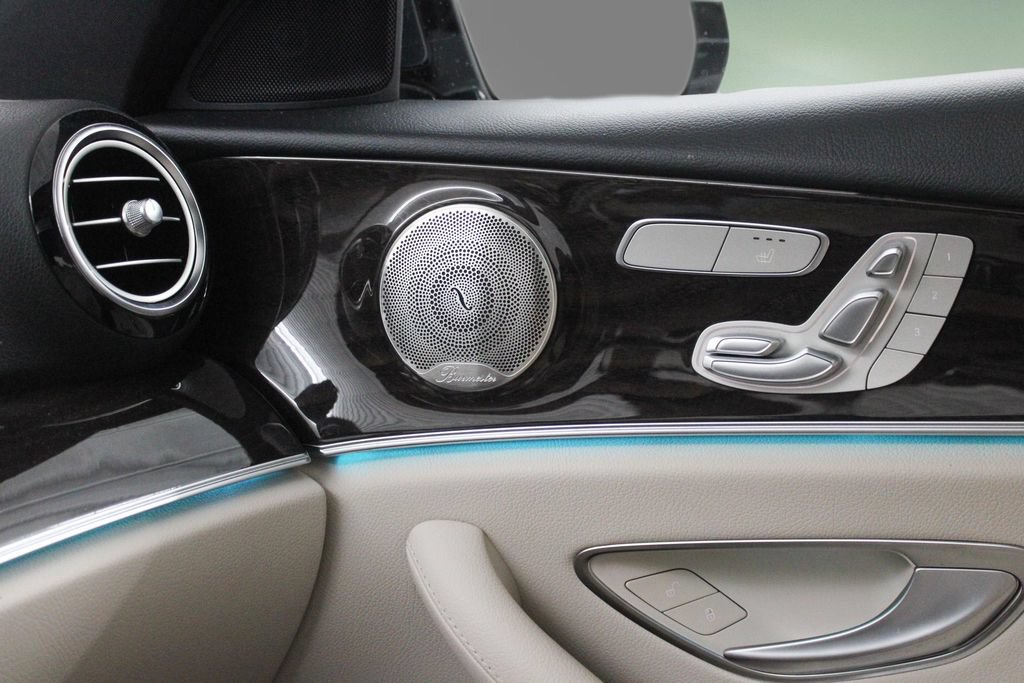 Used 2023 Mercedes-Benz E 350 4MATIC Sedan image 40
