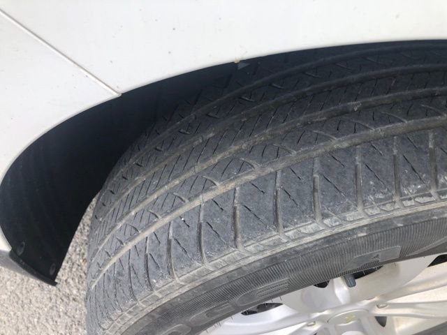 Used 2018 Chevrolet Equinox LT AWD/4WD image 9