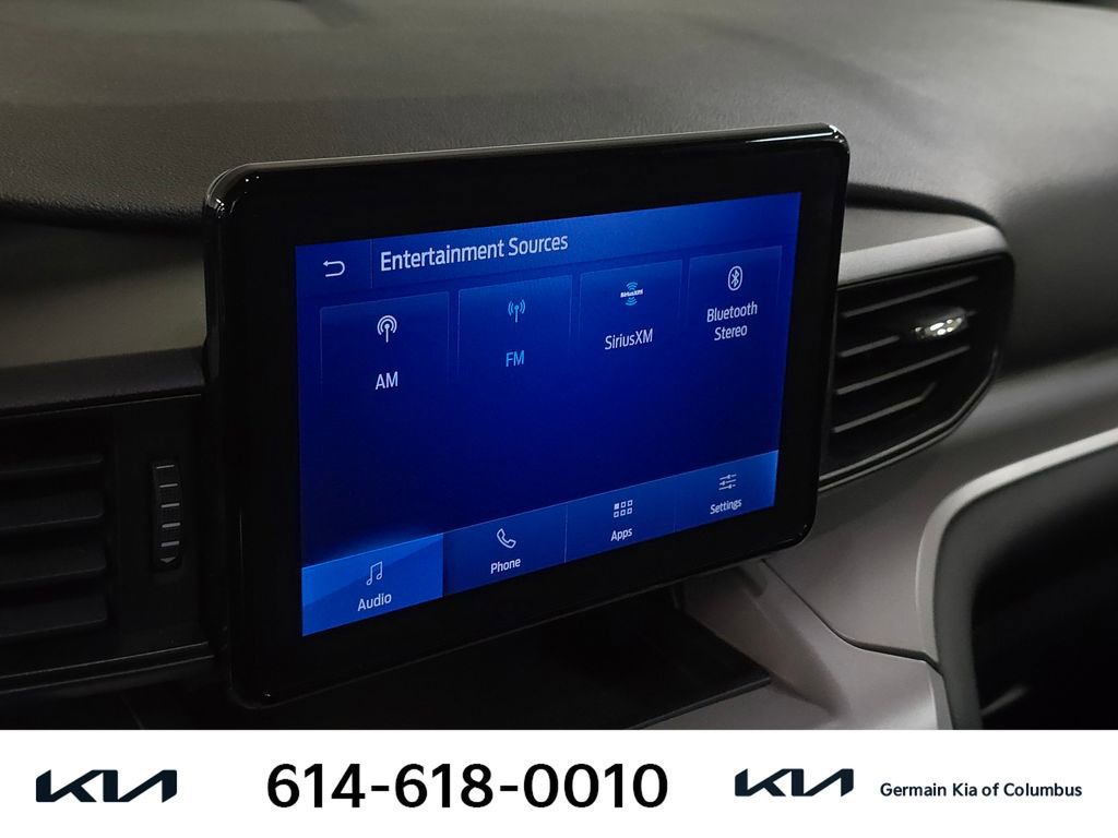 Used 2023 Ford Explorer XLT image 28