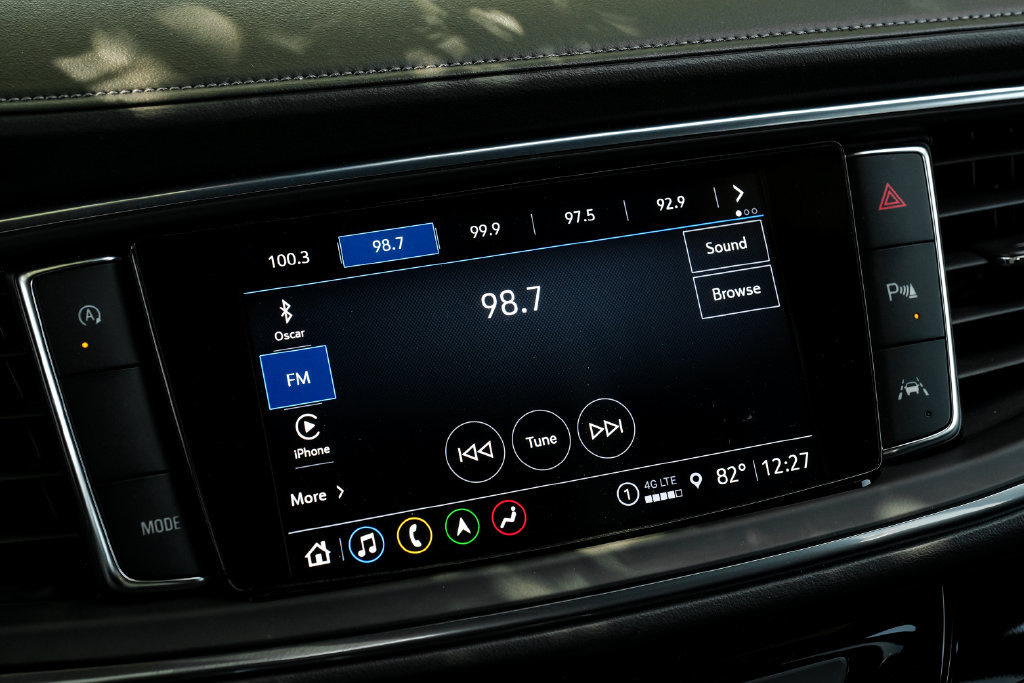 Used 2024 Buick Enclave Avenir w/ Avenir Technology Package FWD image 44