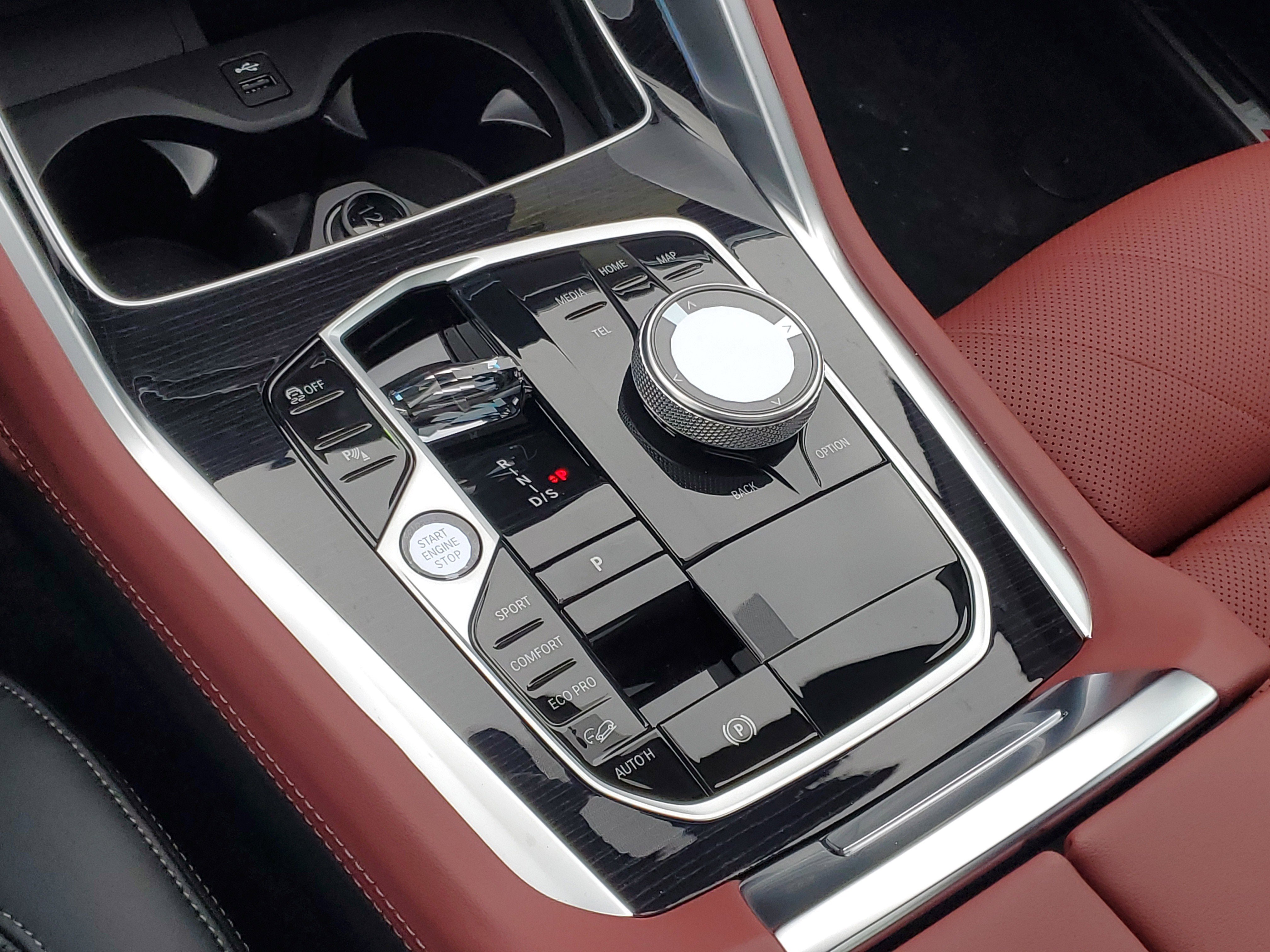 New 2026 BMW X6 xDrive40i w/ Executive Package image 20