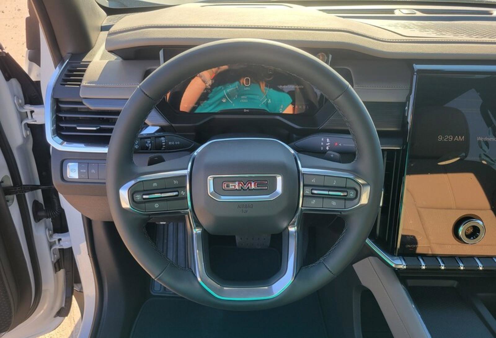 New 2026 GMC Acadia Elevation image 17