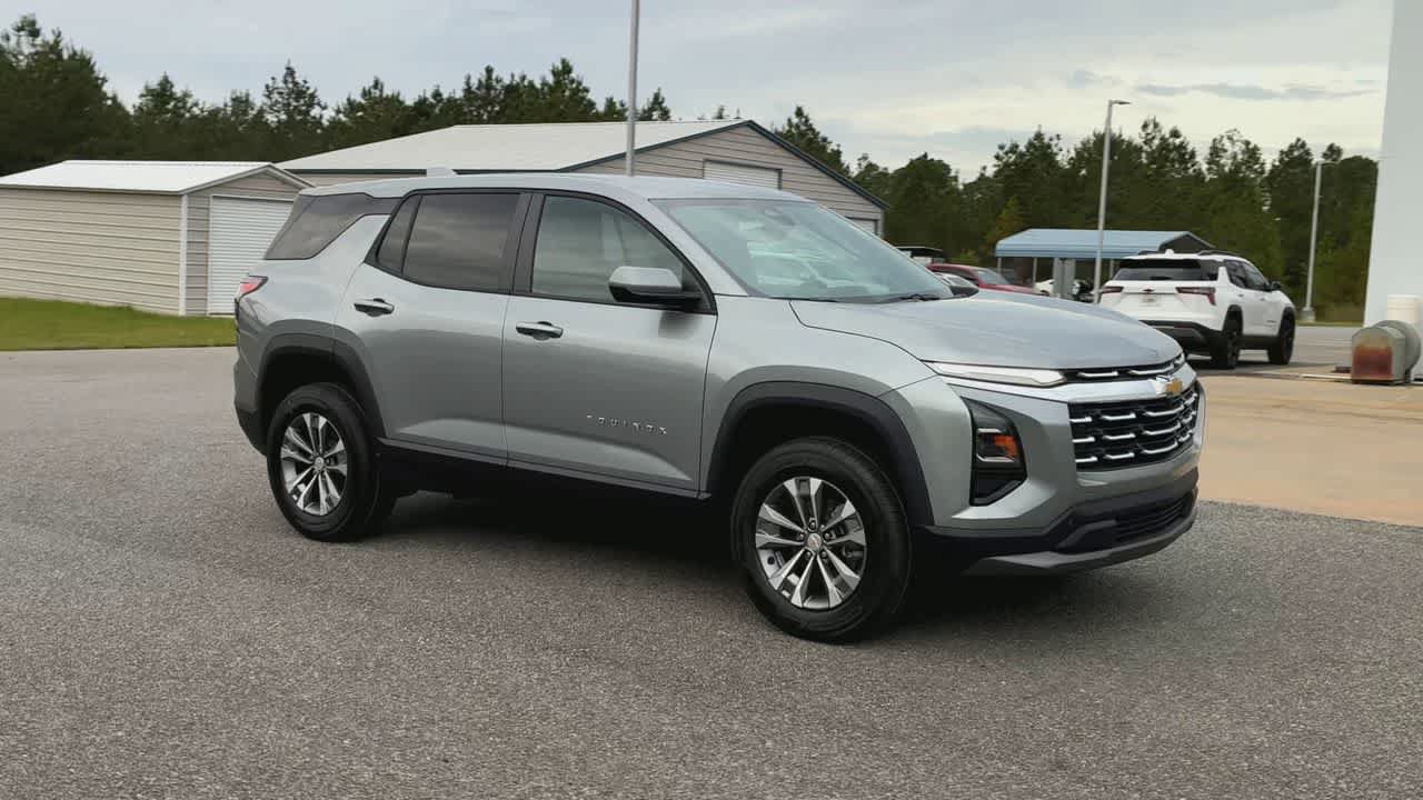New 2027 Chevrolet Equinox LT FWD image 2