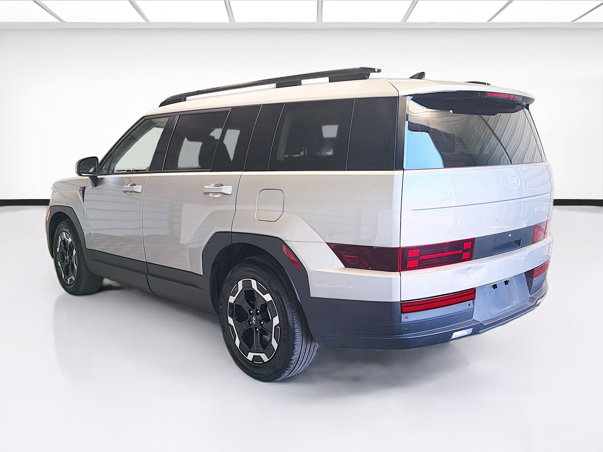 Used 2025 Hyundai Santa Fe SEL image 6