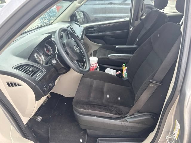 Used 2018 Dodge Grand Caravan SE FWD image 27