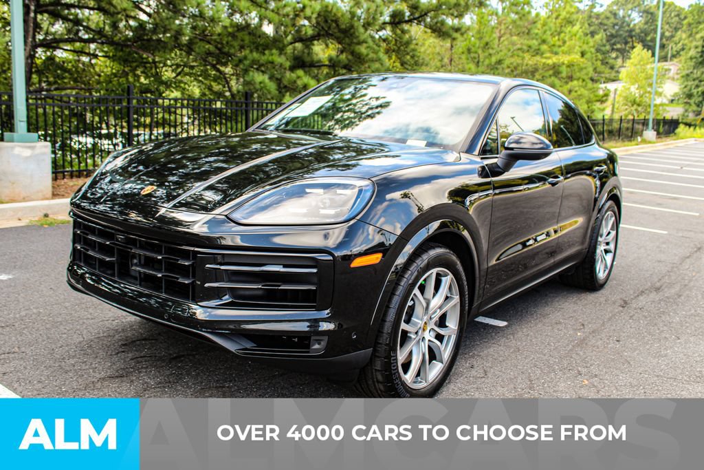 Used 2024 Porsche Cayenne Coupe AWD/4WD image 2