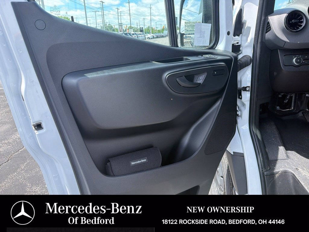 New 2026 Mercedes-Benz Sprinter 2500 image 7