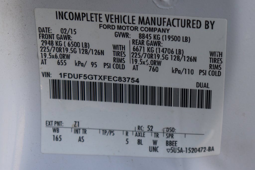 Used 2015 Ford F550 2WD Regular Cab Super Duty image 41