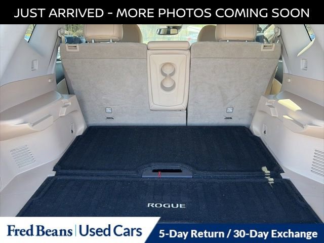 Certified 2018 Nissan Rogue SL w/ Premium Package image 14
