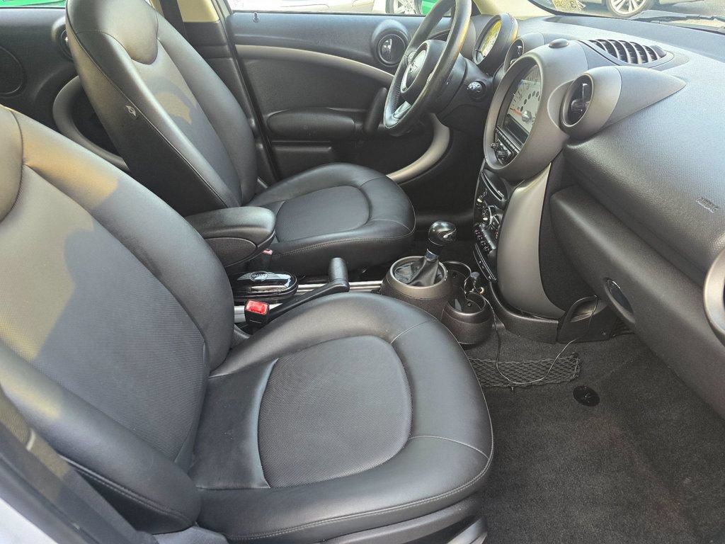 Used 2012 MINI Cooper Countryman FWD image 15