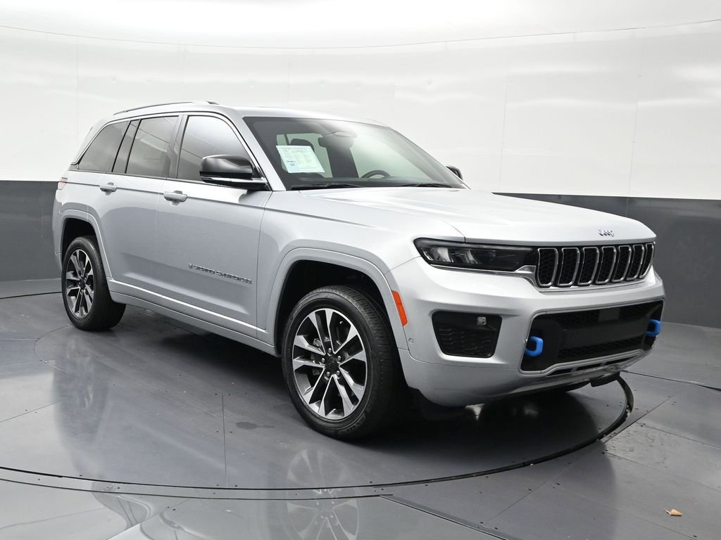 Used 2022 Jeep Grand Cherokee Overland AWD/4WD image 8