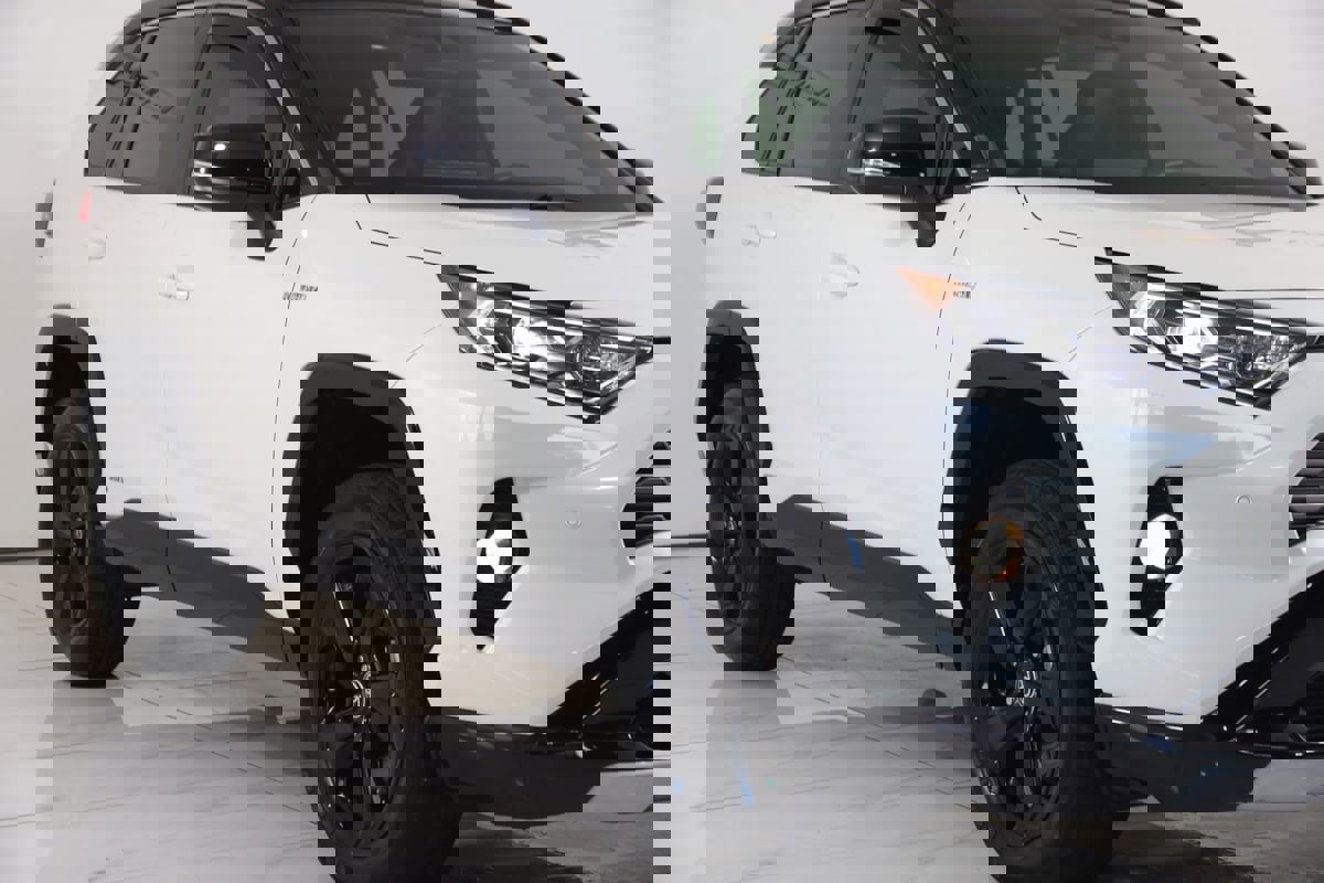 Used 2021 Toyota RAV4 XSE image 45