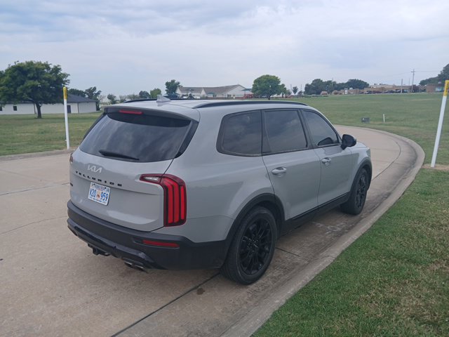 Used 2022 Kia Telluride SX w/ SX Prestige Package AWD/4WD image 4