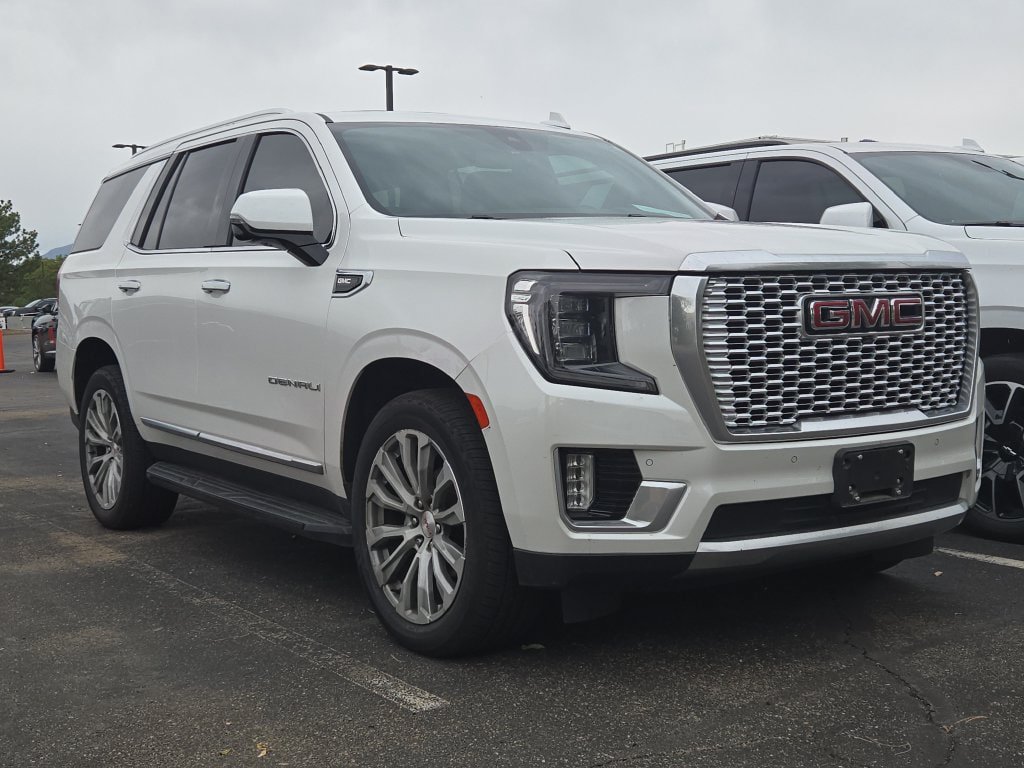 Used 2021 GMC Yukon Denali AWD/4WD image 3