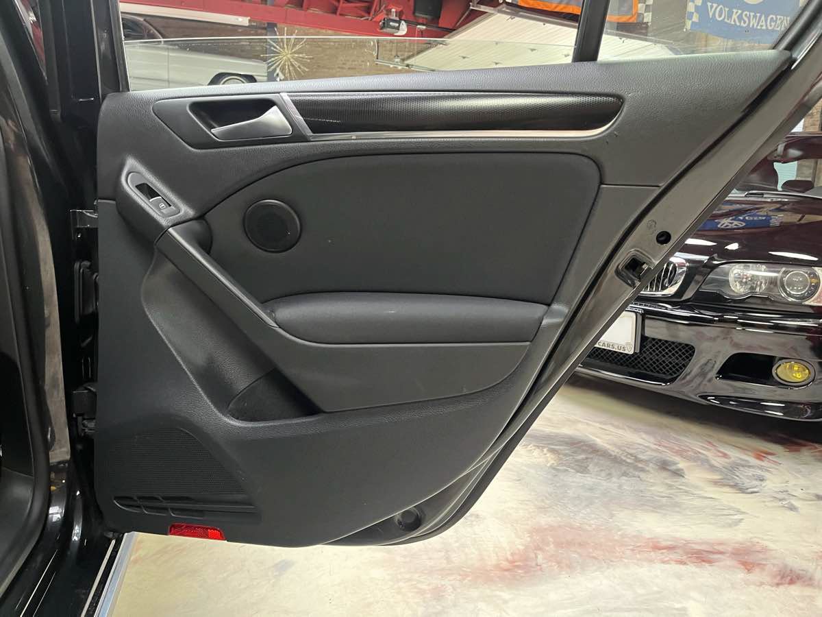 Used 2013 Volkswagen GTI Wolfsburg Edition FWD image 28