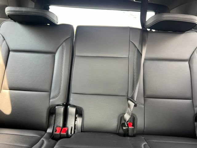 Used 2024 GMC Yukon Denali w/ LPO, Floor Liner Package AWD/4WD image 33
