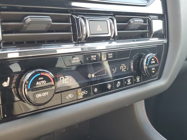 Used 2025 Nissan Pathfinder Rock Creek image 29