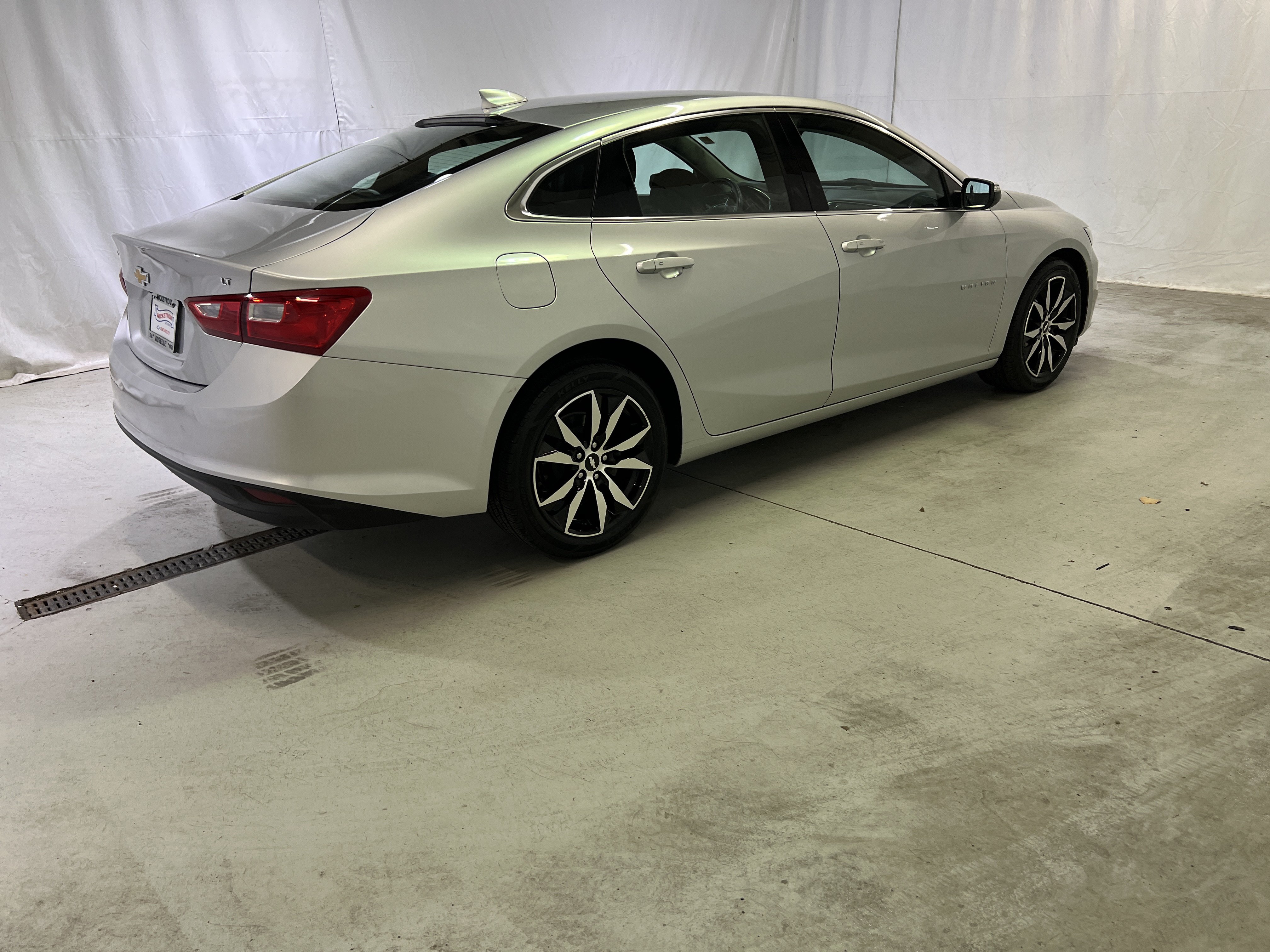 Certified 2018 Chevrolet Malibu LT FWD image 11