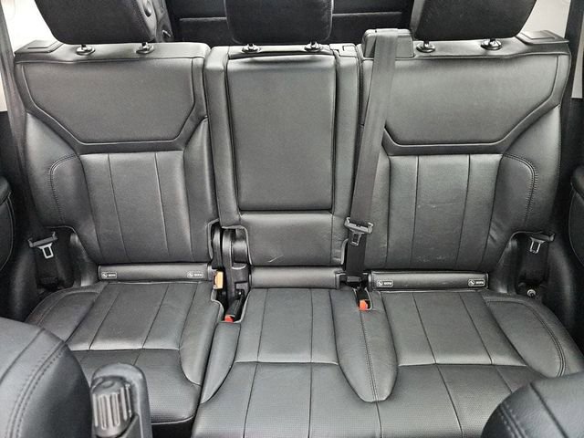 Used 2019 Land Rover Discovery SE AWD/4WD image 13