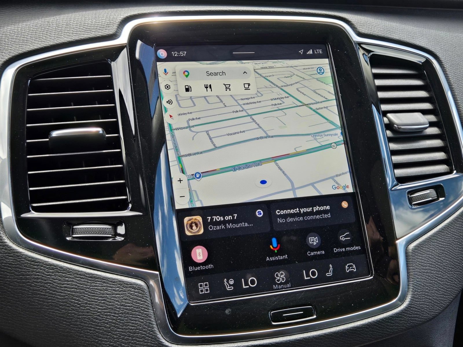 Certified 2025 Volvo XC90 B6 Plus AWD/4WD image 25