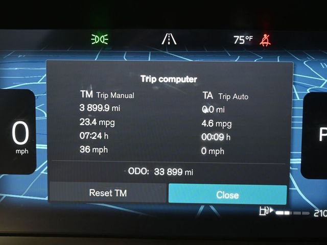 Used 2025 Volvo XC90 B6 Plus AWD/4WD image 28