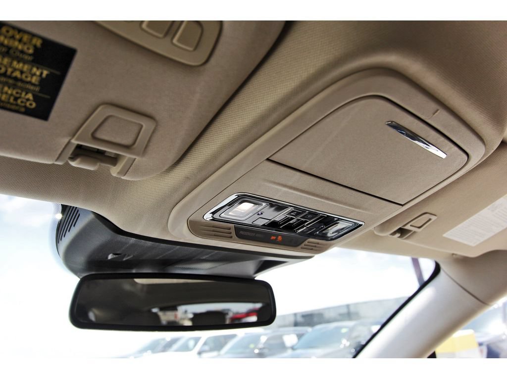 Used 2020 Lincoln Corsair FWD w/ Premium Package image 25