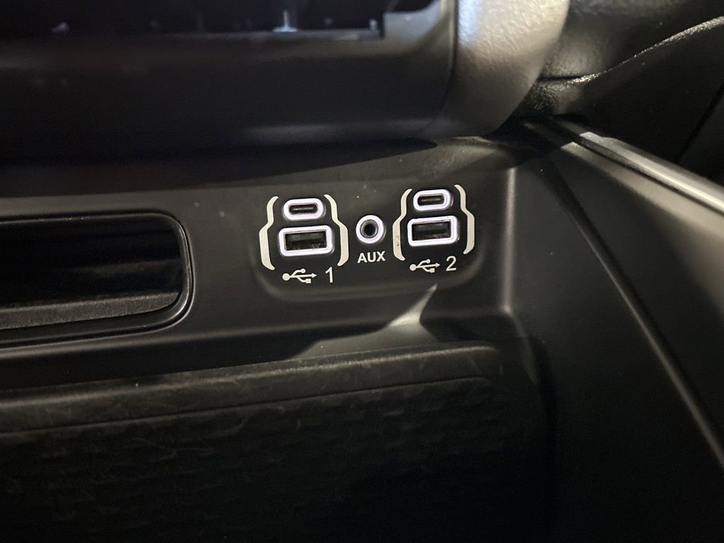 Used 2020 RAM 1500 Big Horn AWD/4WD image 34