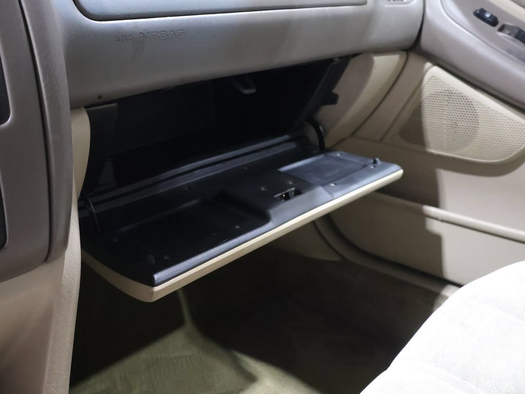 Used 1999 Toyota Avalon XL w/ PWR Seat Pkg FWD image 26