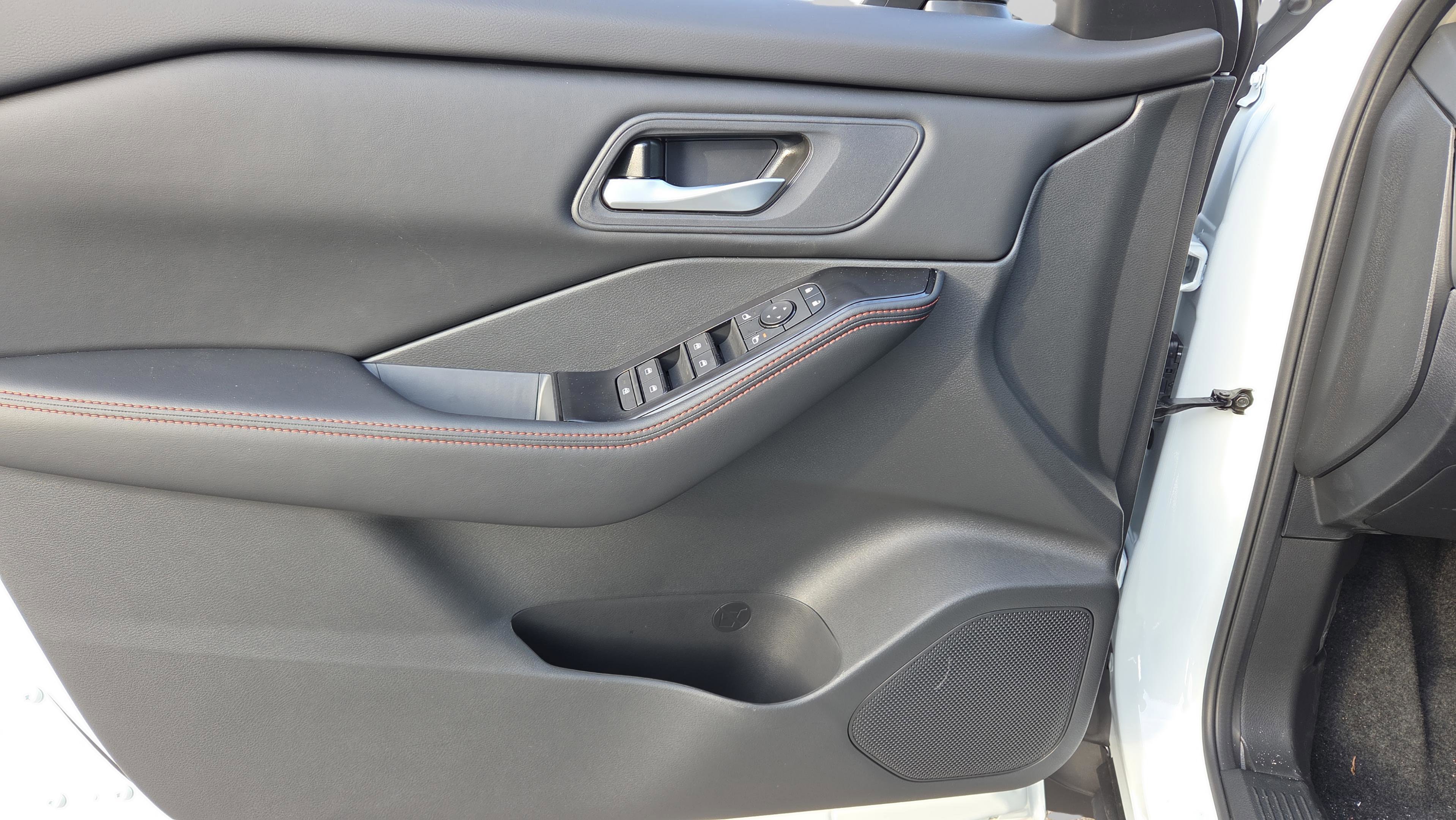 New 2026 Nissan Rogue Rock Creek image 25