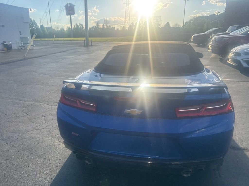 Used 2017 Chevrolet Camaro SS image 9