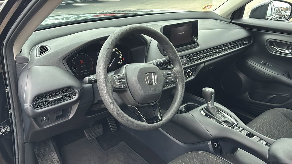 Used 2023 Honda HR-V LX image 23