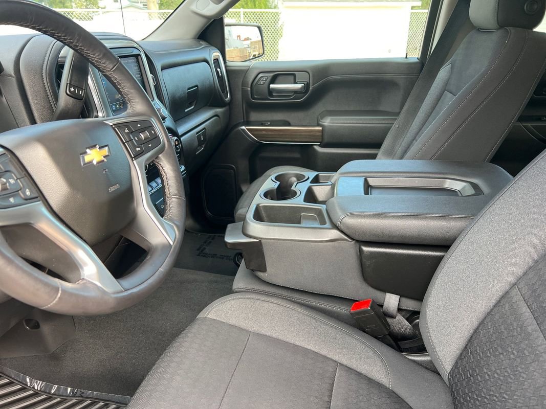 Used 2022 Chevrolet Silverado 1500 LT image 10
