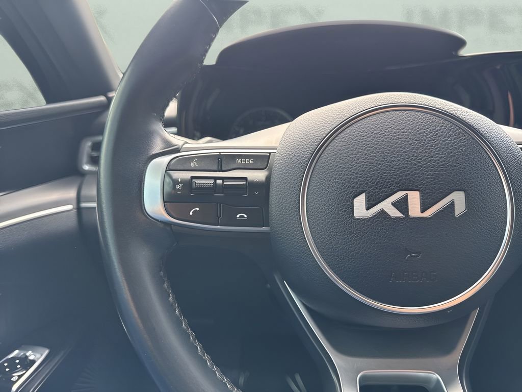 Used 2022 Kia K5 GT-Line AWD/4WD image 15