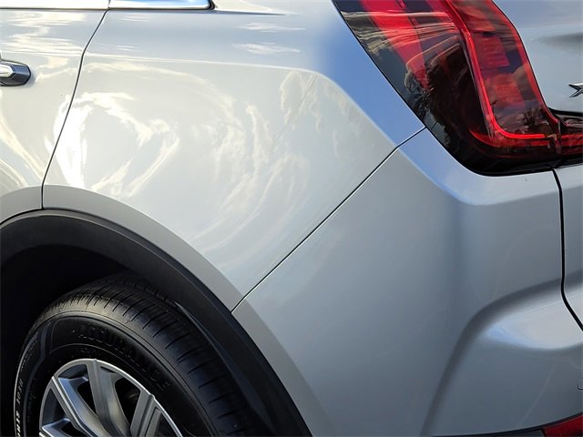 Used 2022 Cadillac XT4 Premium Luxury w/ Safety Alert Package image 12