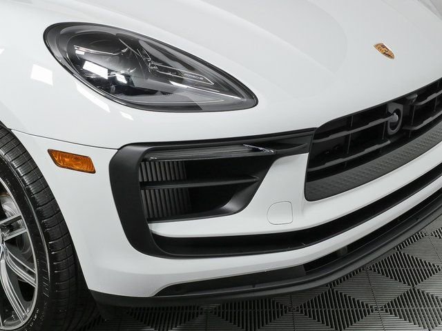 New 2026 Porsche Macan S image 37
