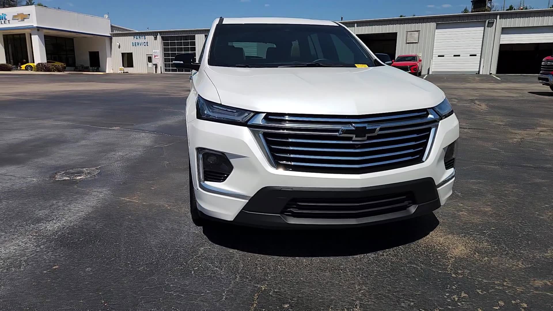 Used 2023 Chevrolet Traverse Premier w/ LPO, Floor Liner Package image 18