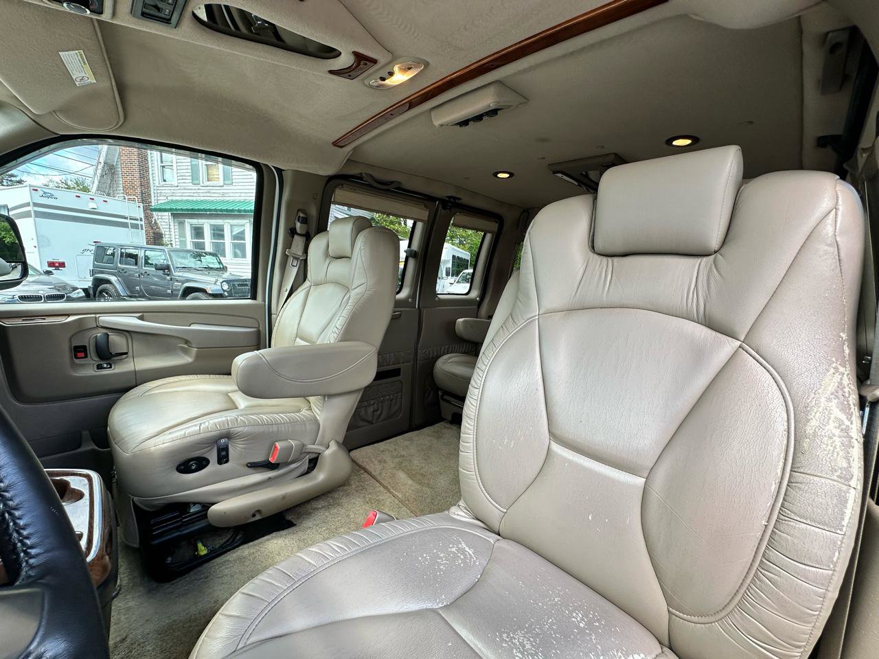 Used 2014 GMC Savana 1500 RWD image 14