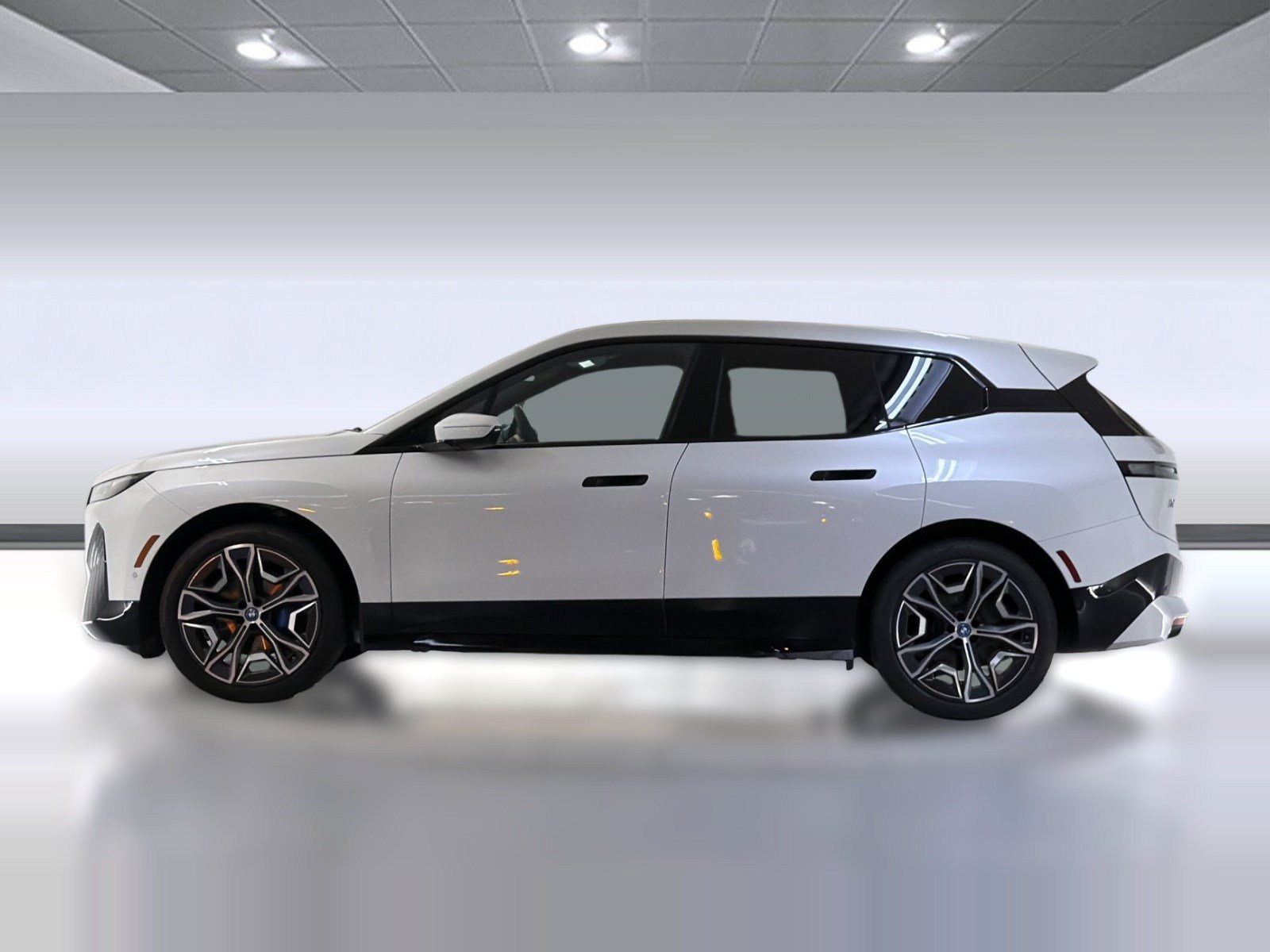Certified 2024 BMW iX xDrive50 w/ Premium Package AWD/4WD image 2