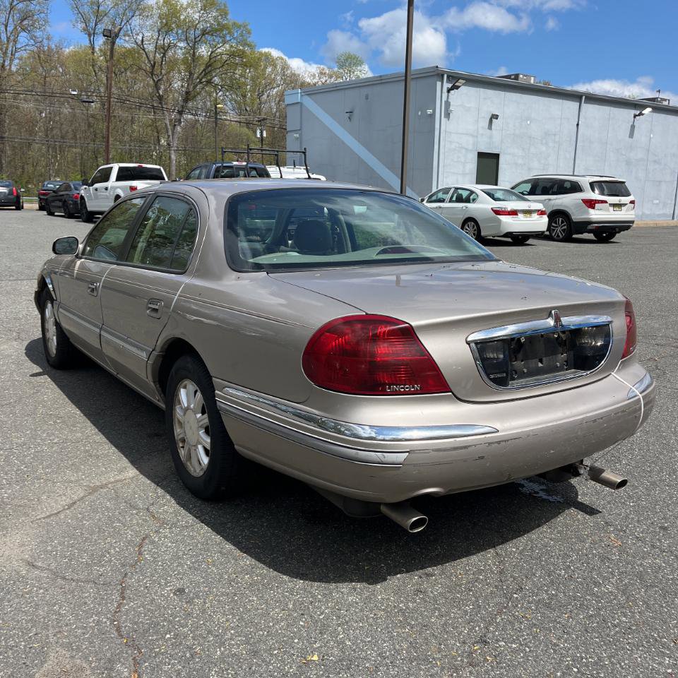 Used 2000 Lincoln Continental FWD image 4