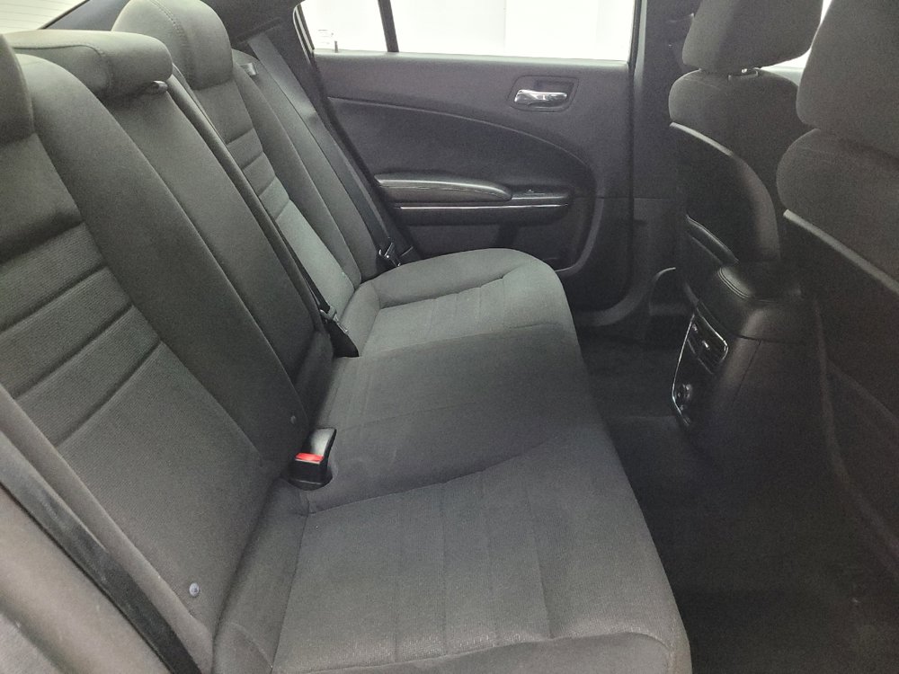Used 2014 Dodge Charger SXT AWD/4WD image 19